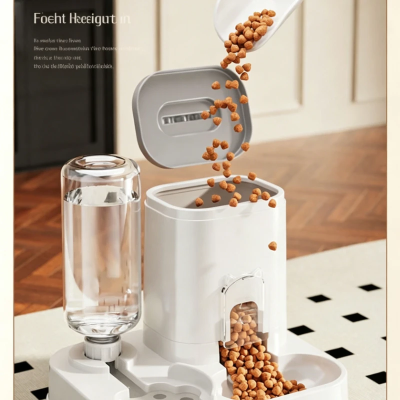 Distributeur d'eau et de nourr - Baby Food Cat avis et prix